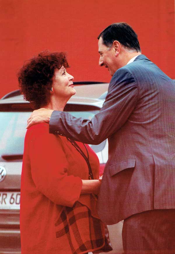 Christiane Rydl mit Oberbürgermeister Peter Jung